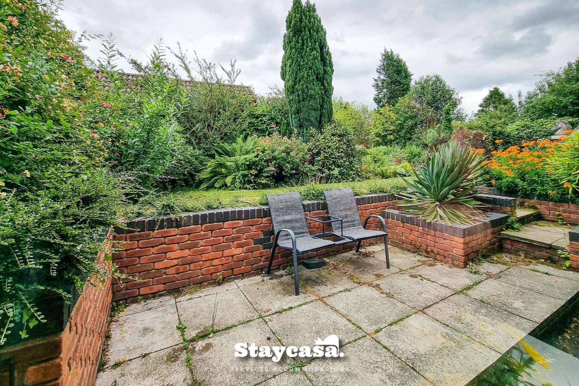 Hotel Tranquil Annex With Hidden In Beautiful Setting à Bredbury Extérieur photo